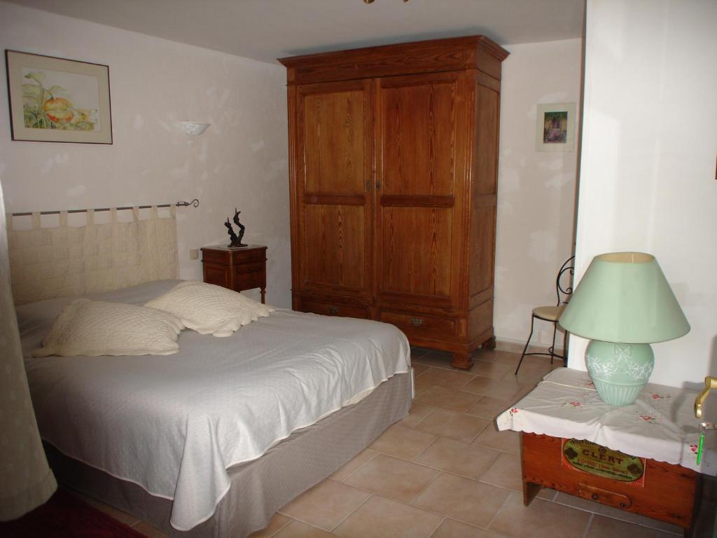 Domaine De La Grange Neuve Hotel La Roque-sur-Pernes Værelse billede