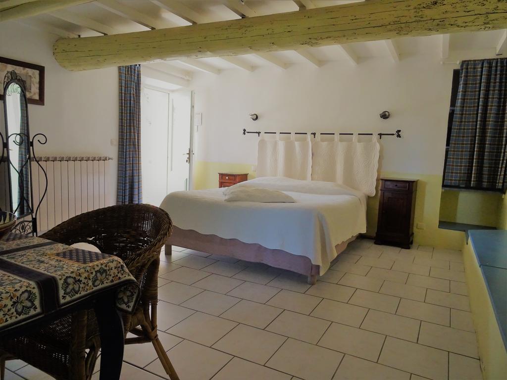 Domaine De La Grange Neuve Hotel La Roque-sur-Pernes Eksteriør billede